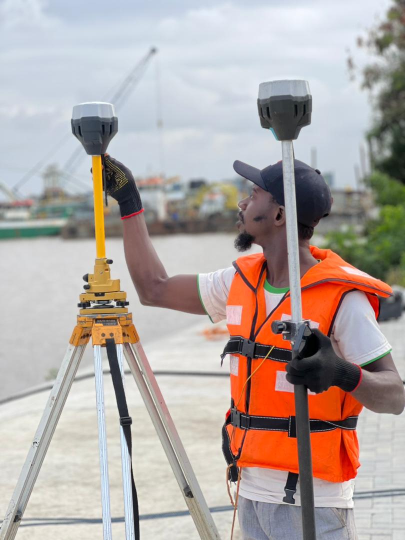 Geokreate surveyor setting up GNSS equipment